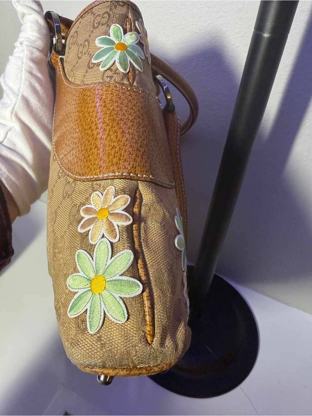 Gucci Beige Brown GG Canvas with aftermarket Floral Appliqué Shoulder Bag w COA - Picture 9 of 16